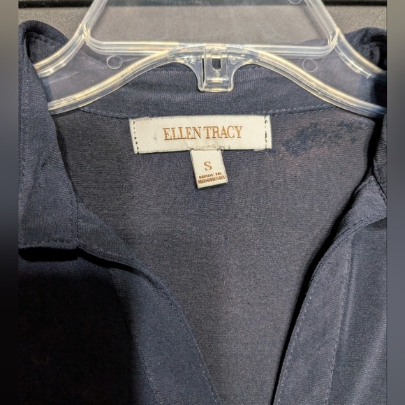 Ellen Tracy Navy Blue V-neckline Gathered Button Front 3/4 Sleeve Blouse Size S - Picture 3 of 7